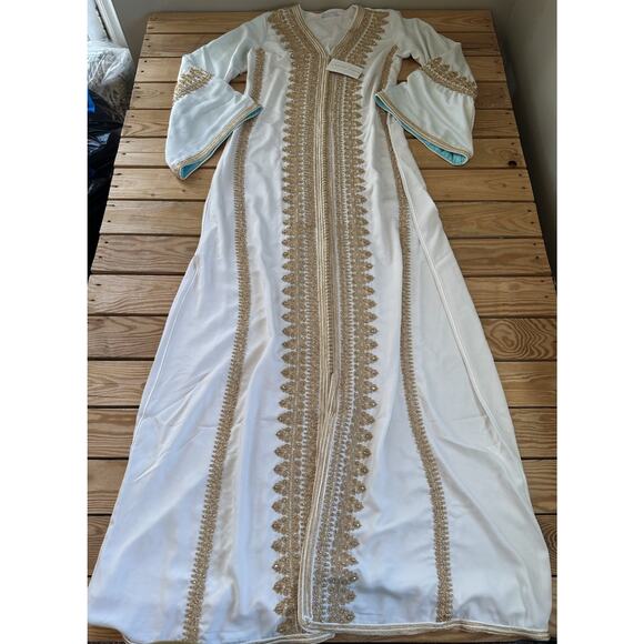 Arabic Dress Other - NWT $169 Arabic Dress Kaftan Mahar Dress Size XS Women’s White